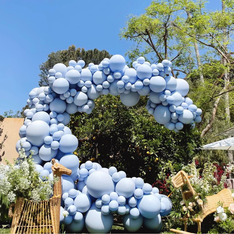 Light blue balloon garland outdoor balloon decoration ideas - Los Angeles balloon installation