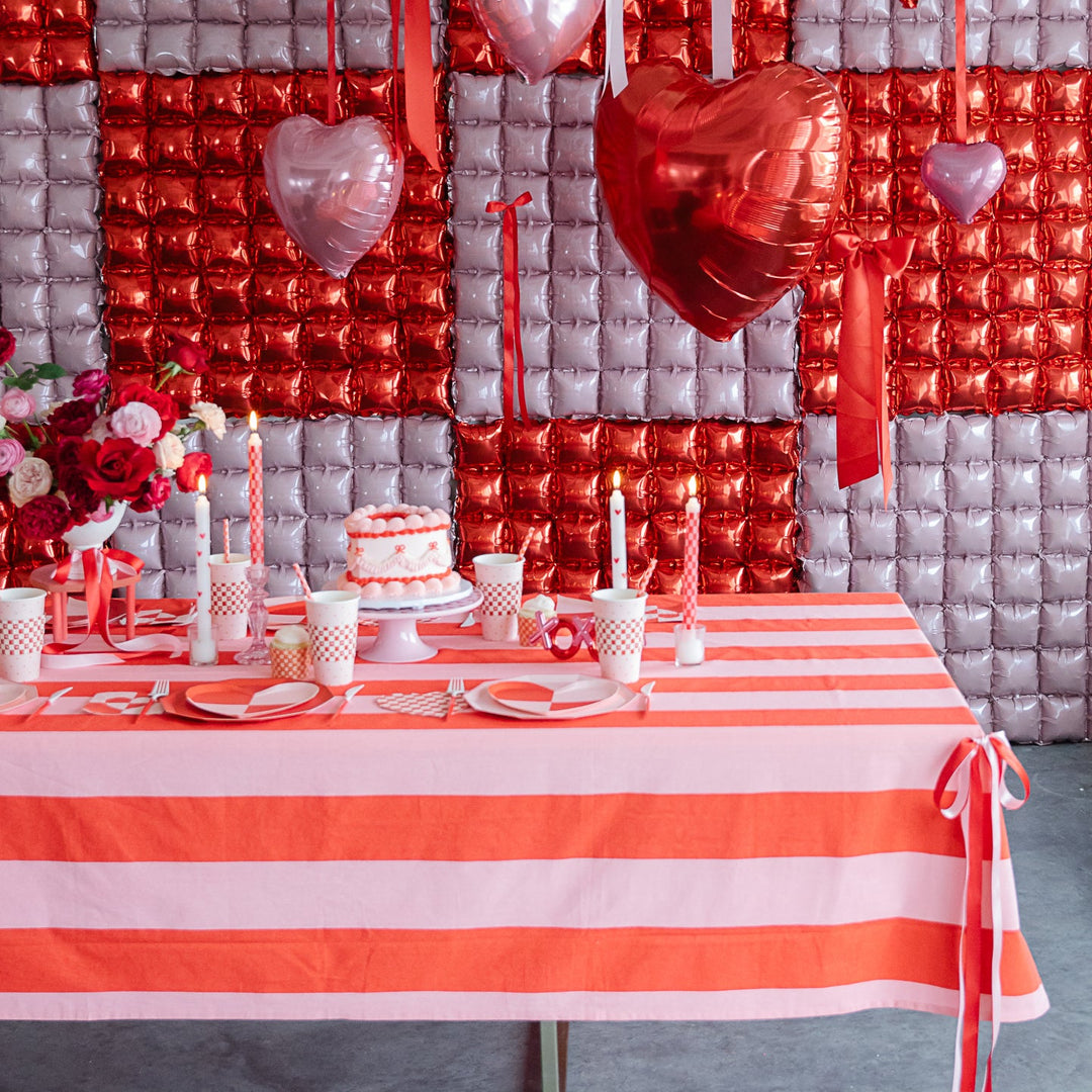 RED BALLOON WALL PANEL LA Balloons Bonjour Fete - Party Supplies
