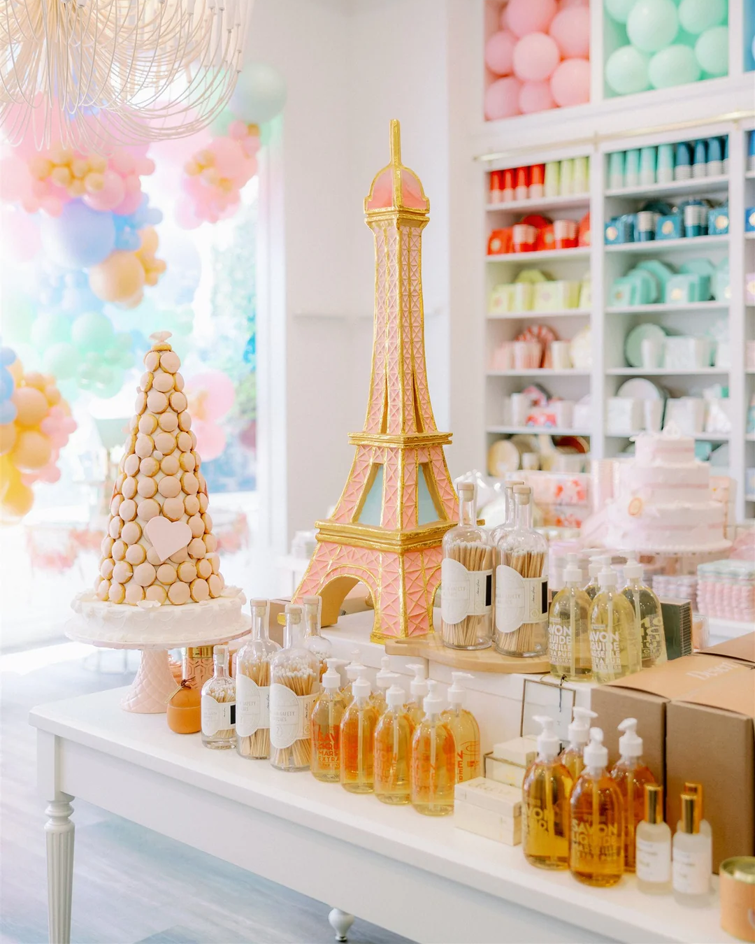 French Themed Party Supplies