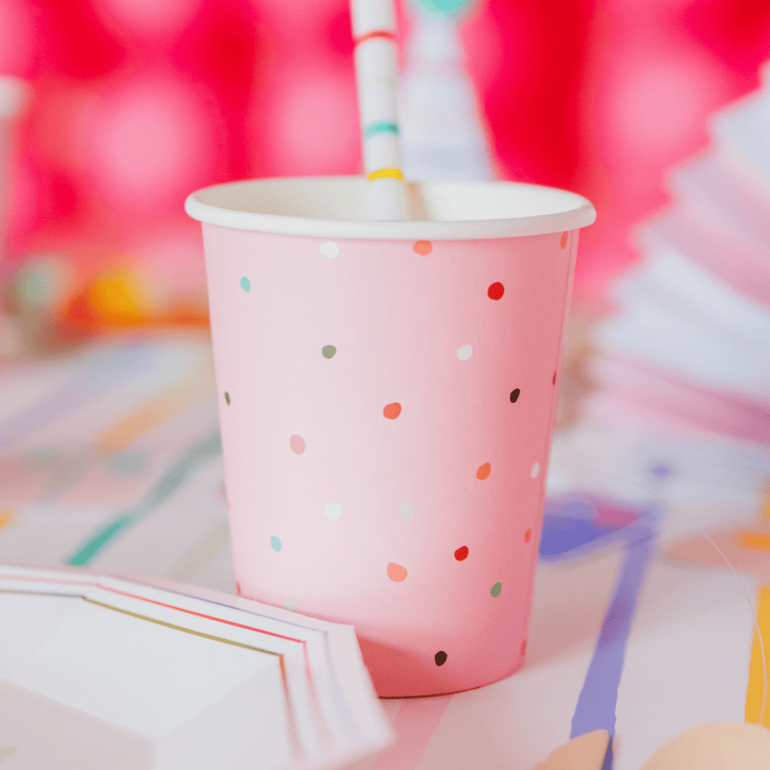 Paper cups, plastic cups, and frost cups for any party theme.
