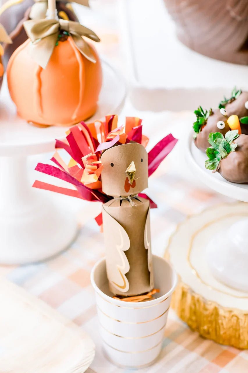 Thanksgiving Crafts & Games - Bonjour Fête