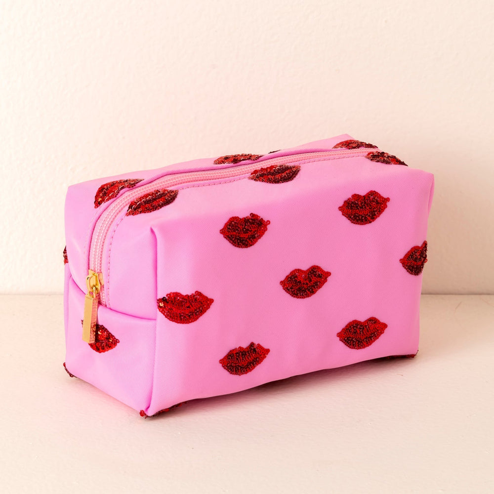 Shiraleah Cara Lips Pattern Cosmetic Pouch, Pink Shiraleah Retail Zip Pouches Shiraleah Cara Lips Pattern Cosmetic Pouch, Pink Bonjour Fete - Party Supplies