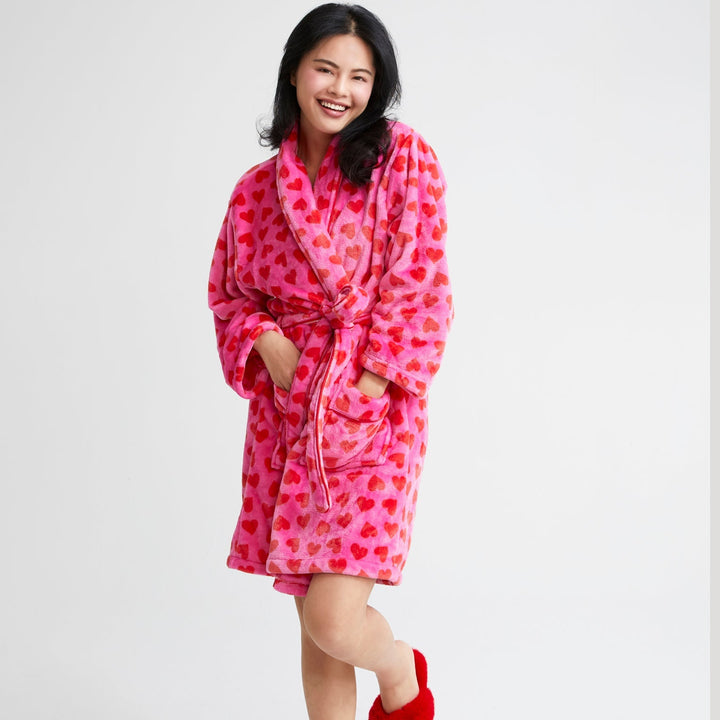 Shiraleah Hearts Robe, Pink Shiraleah Retail Robes & Spa Wraps Shiraleah Hearts Robe, Pink Bonjour Fete - Party Supplies
