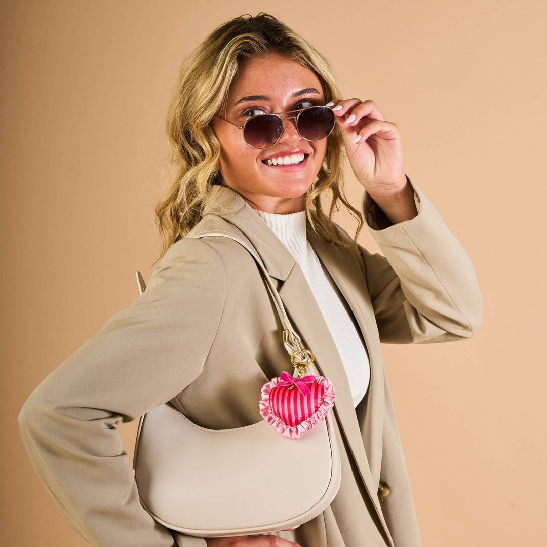 PUFFY HEART BAG CHARM The Darling Effect PUFFY HEART BAG CHARM Bonjour Fete - Party Supplies