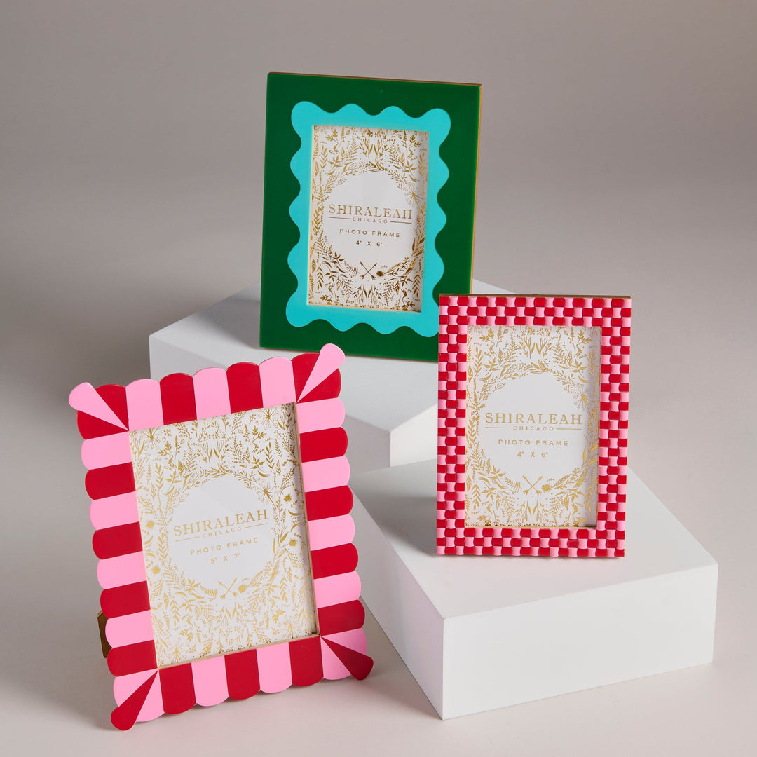 Shiraleah Viva Wave 4" x 6" Picture Frame Shiraleah Retail Frames Shiraleah Viva Wave 4" x 6" Picture Frame Bonjour Fete - Party Supplies