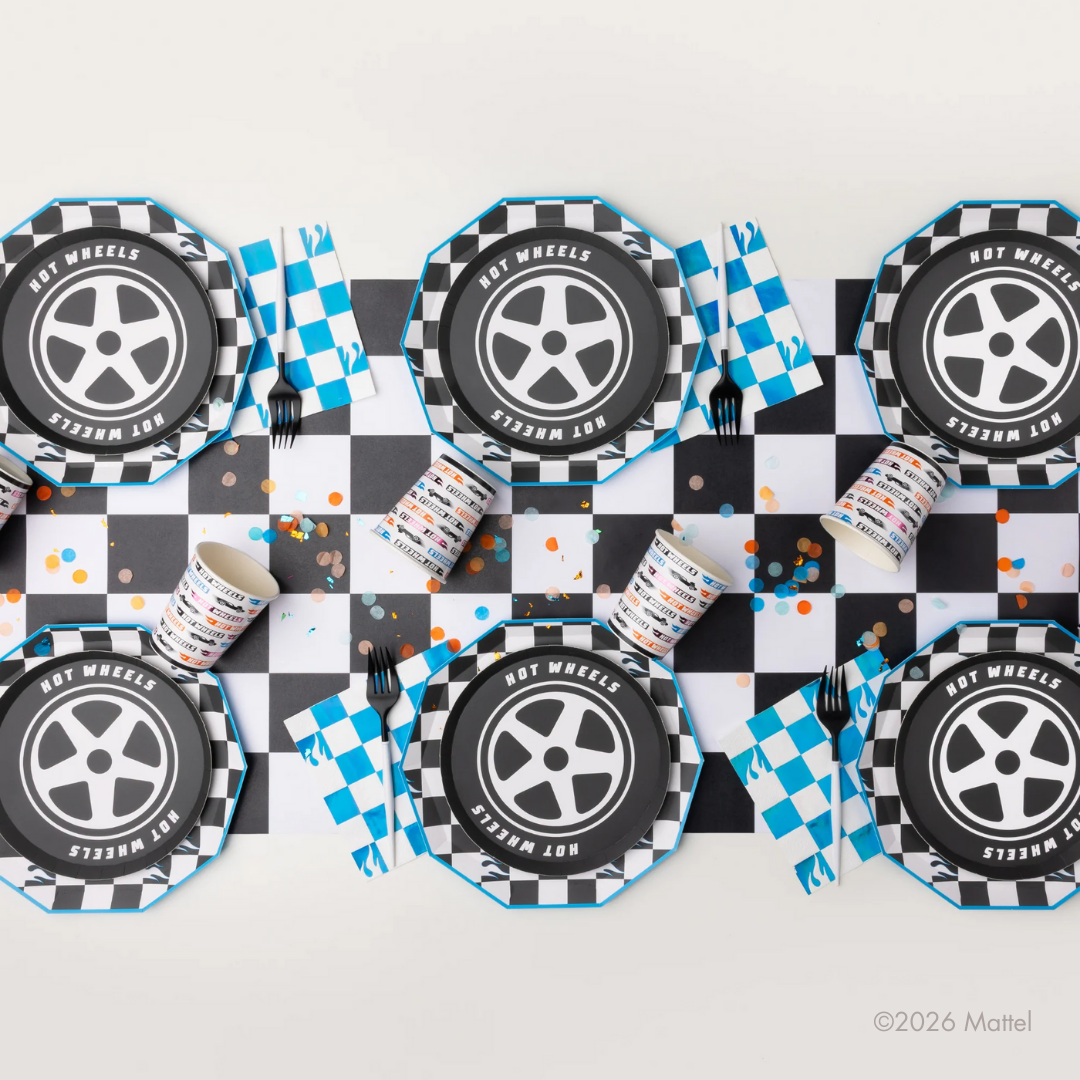 HOT WHEELS™ X BONJOUR FETE BLACK CHECKER LARGE PLATES Bonjour Fete Plates HOT WHEELS™ X BONJOUR FETE BLACK CHECKER LARGE PLATES Bonjour Fete - Party Supplies