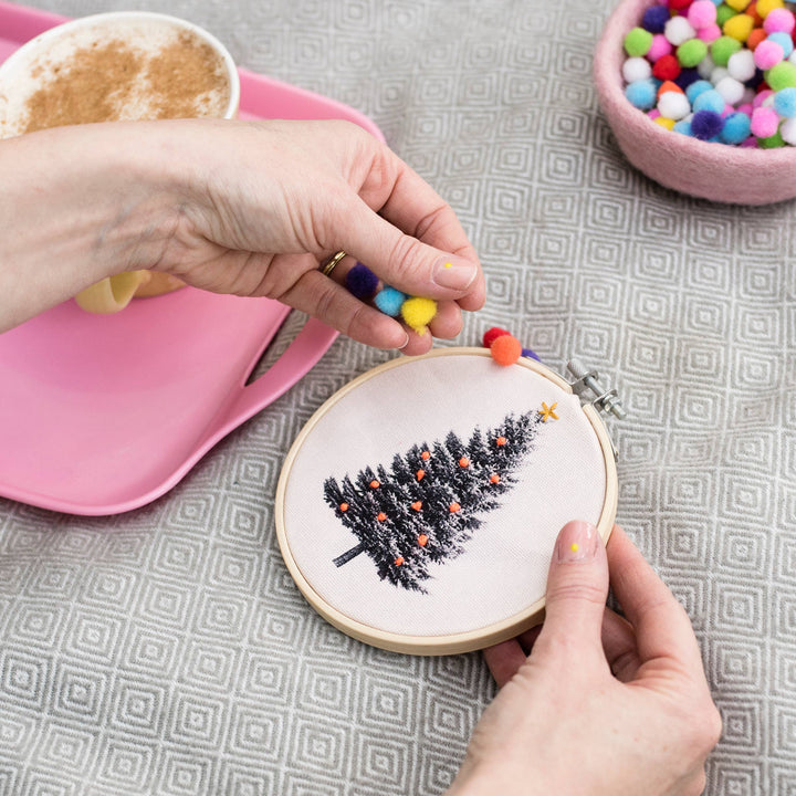 Christmas Tree Embroidery Hoop Kit: Light Blue