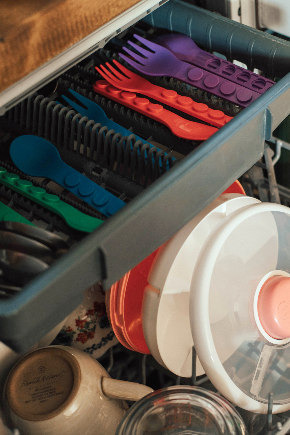 GoBe utensils sorted in a kitchen drawer organizer