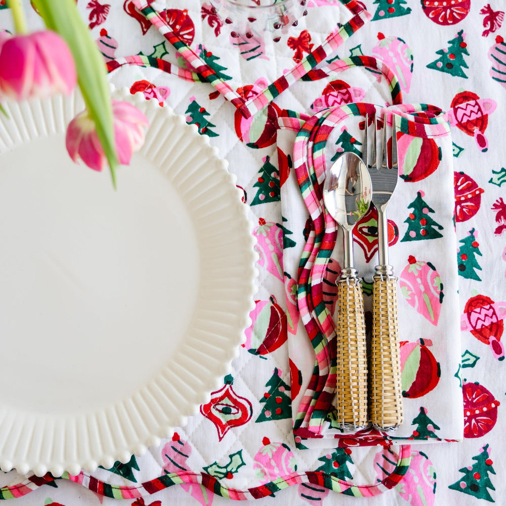 Noella Round Tablecloth Bonjour Fete Party Supplies Christmas Holiday Kitchen & Entertaining