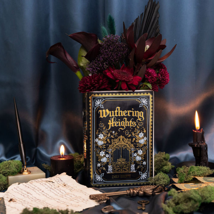 WUTHERING HEIGHTS LARGE BOOK VASE Steel Mill Gifts Book Vase WUTHERING HEIGHTS LARGE BOOK VASE Bonjour Fete - Party Supplies