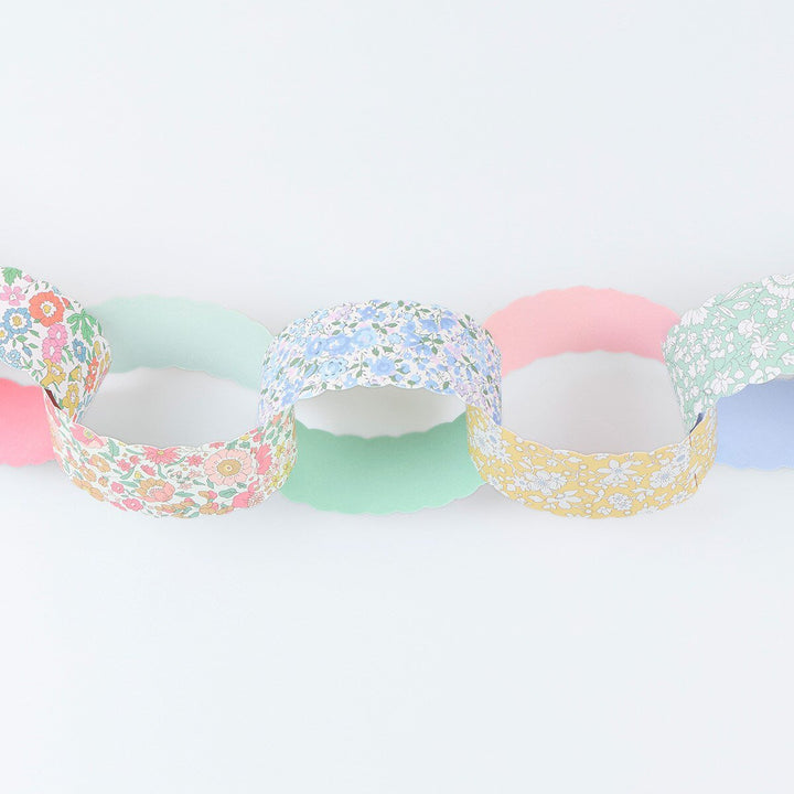 Meri Meri X Liberty Floral Scalloped Paper Chain Garland