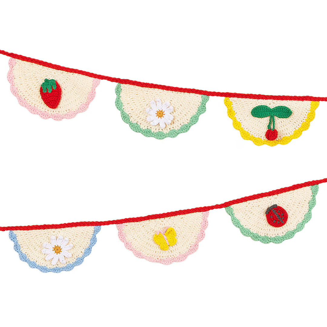 CROCHET SCALLOPED GARLAND Meri Meri Garlands & Banners CROCHET SCALLOPED GARLAND Bonjour Fete - Party Supplies