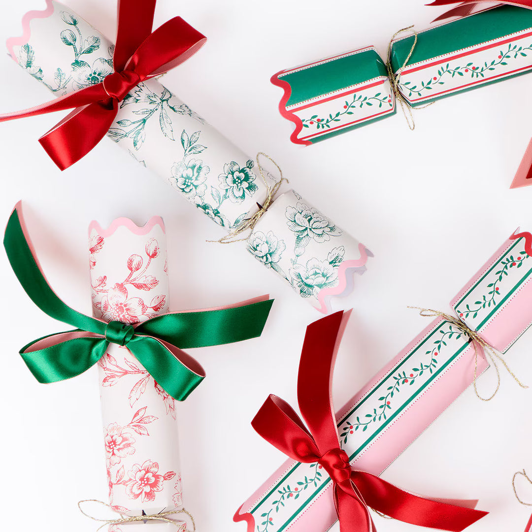 Toile De Jouy Christmas Crackers