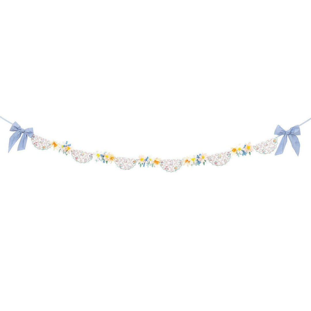 Vintage Garden Trellis Garland