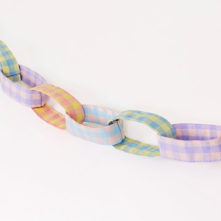 Gingham Spring Chain Garland