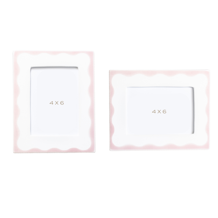 Customizable Scallop Picture Frame