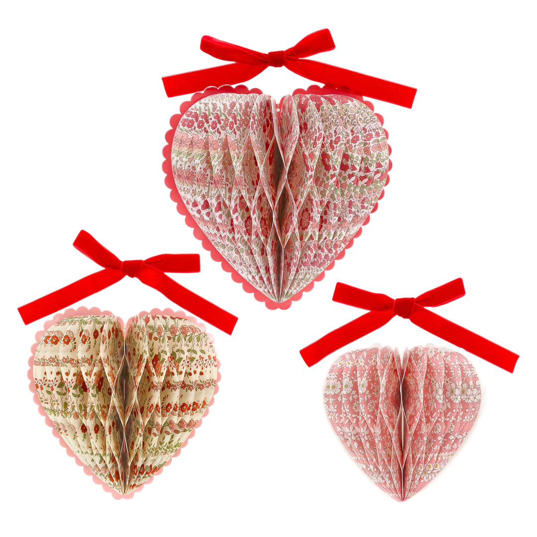 Meri Meri x Liberty Paper Honeycomb Heart Decorations Meri Meri Meri Meri x Liberty Paper Honeycomb Heart Decorations Bonjour Fete - Party Supplies