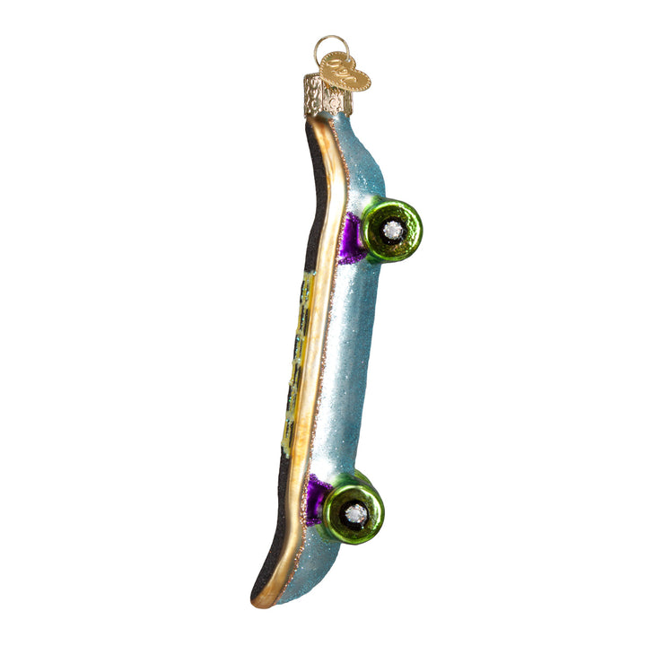 Skateboard Ornament Old World Christmas 5.25 X 1.25 X 1 / 44079 Skateboard Ornament Bonjour Fete - Party Supplies
