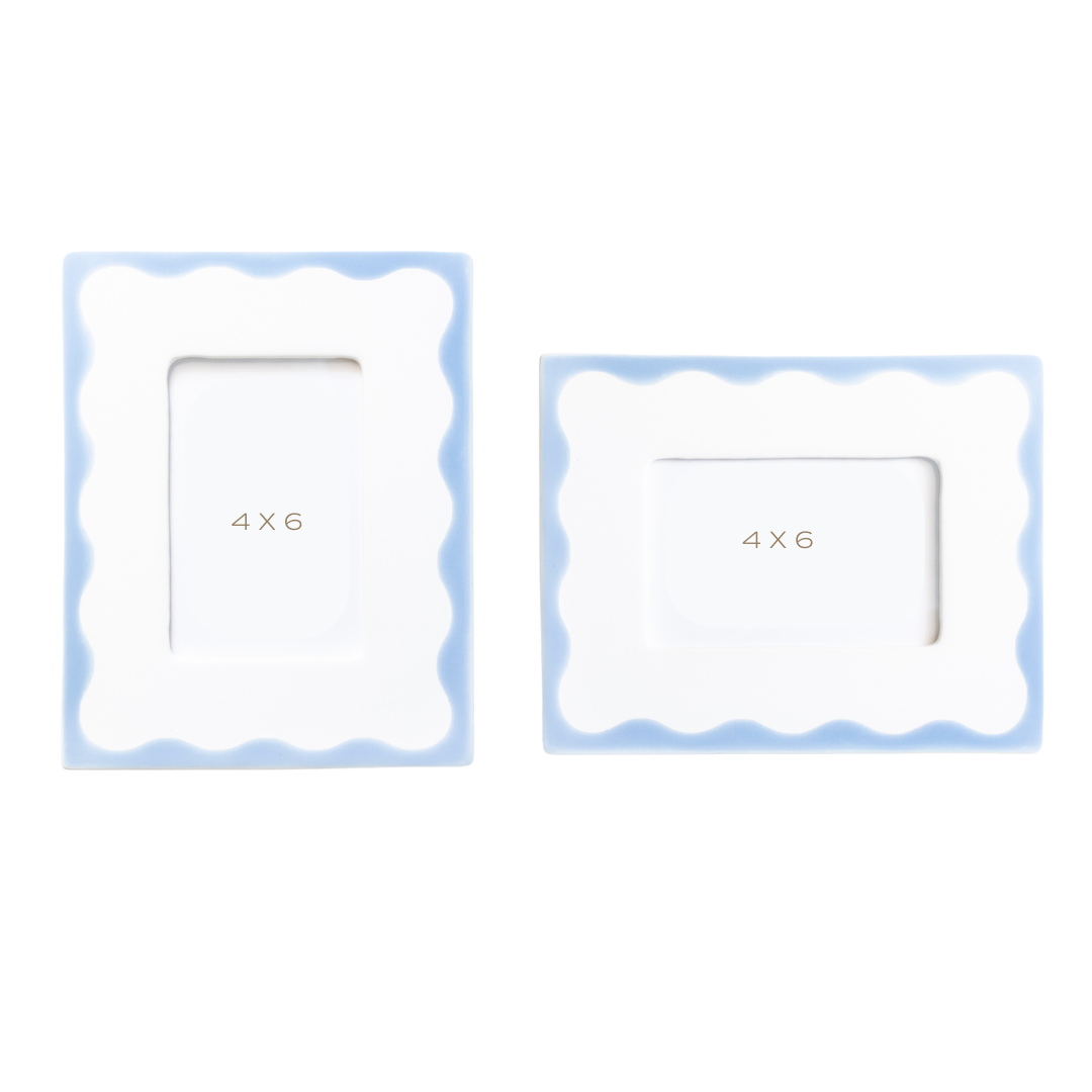 Customizable Scallop Picture Frame