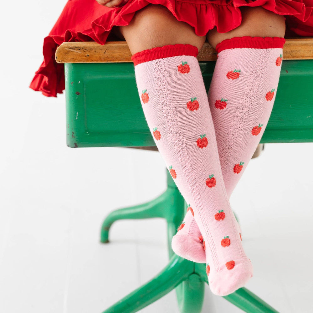 Apple Scalloped Knee Socks: 7-10 YEARS Little Stocking Co. Apple Scalloped Knee Socks: 7-10 YEARS Bonjour Fete - Party Supplies
