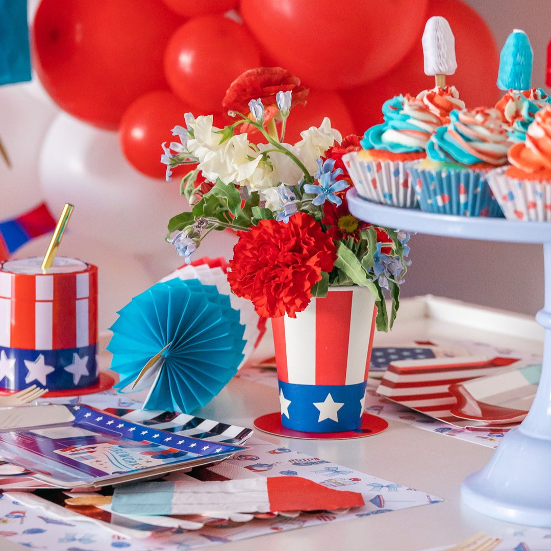 AMERICAN FLAG HAT CUPS My Mind’s Eye 0 Faire Bonjour Fete - Party Supplies