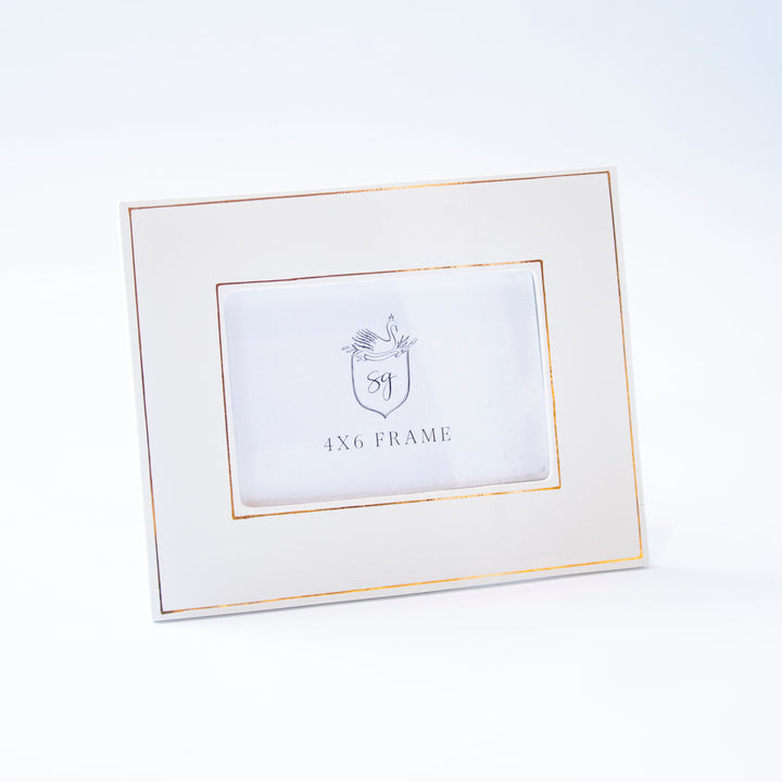 Gold Border Picture Frame