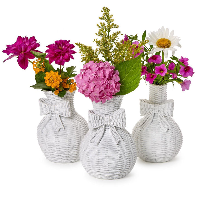 BASKET WEAVE BOW VASE Two's Company kitchen & entertaining BASKET WEAVE BOW VASE Bonjour Fete - Party Supplies