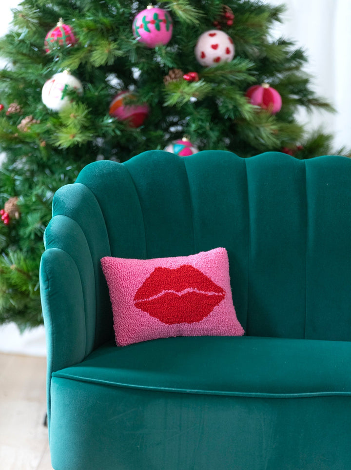 Shiraleah Lips Pillow, Pink Shiraleah Retail Décor Shiraleah Lips Pillow, Pink Bonjour Fete - Party Supplies