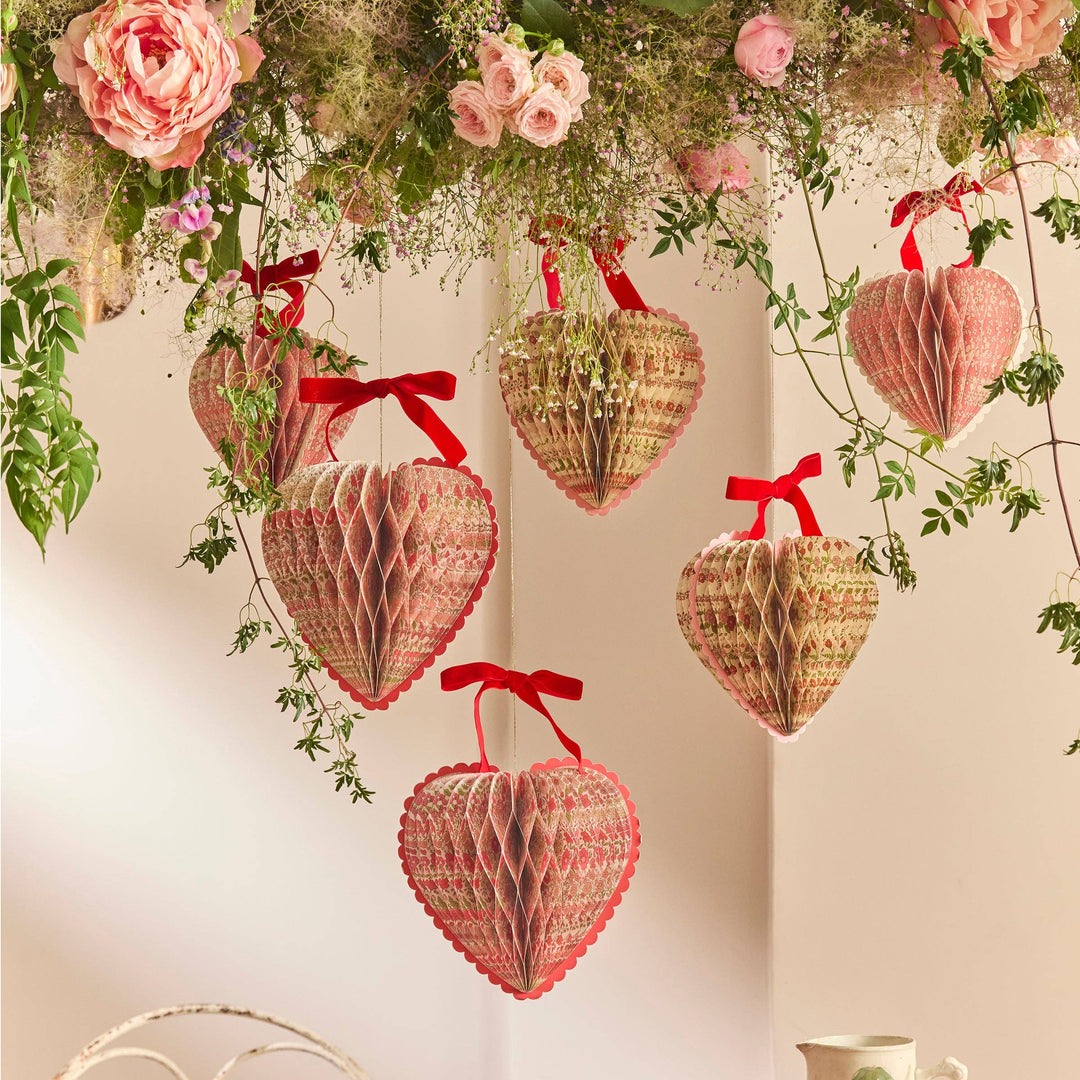 Meri Meri x Liberty Paper Honeycomb Heart Decorations Meri Meri Meri Meri x Liberty Paper Honeycomb Heart Decorations Bonjour Fete - Party Supplies