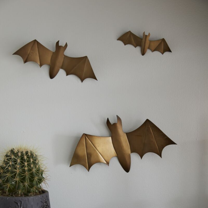 Gold Bat Wall Decor Set