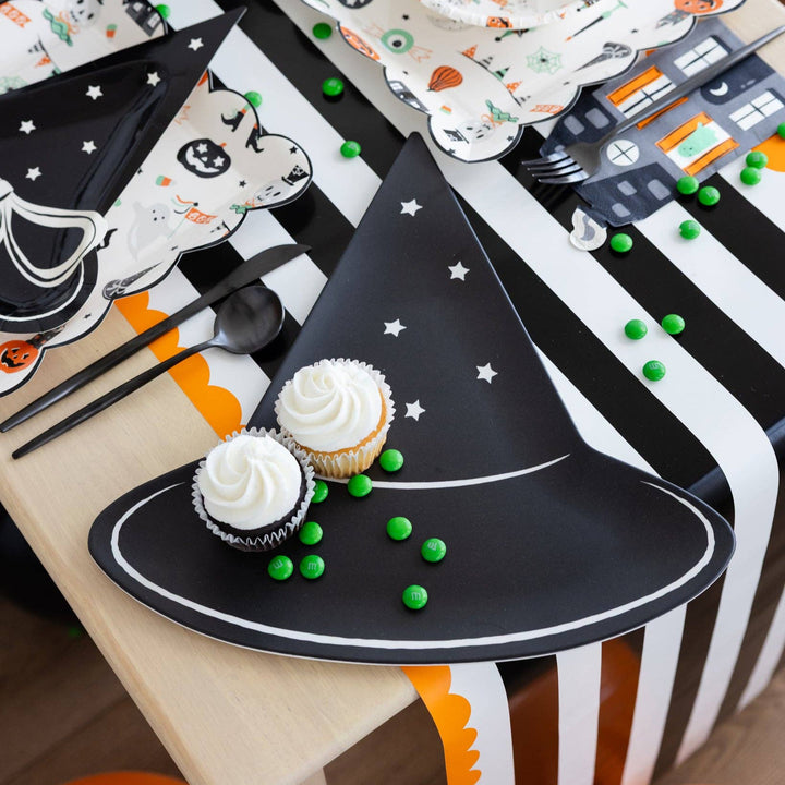GBW1230 - Witch Hat Bamboo Tray My Mind’s Eye GBW1230 - Witch Hat Bamboo Tray Bonjour Fete - Party Supplies