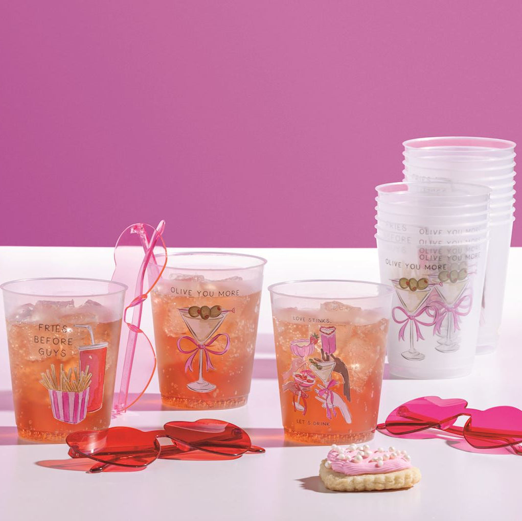 OLIVE VALENTINE'S PARTY CUP & GLASSES SET Mud Pie Valentine's Day Party Supplies OLIVE VALENTINE'S PARTY CUP & GLASSES SET Bonjour Fete - Party Supplies
