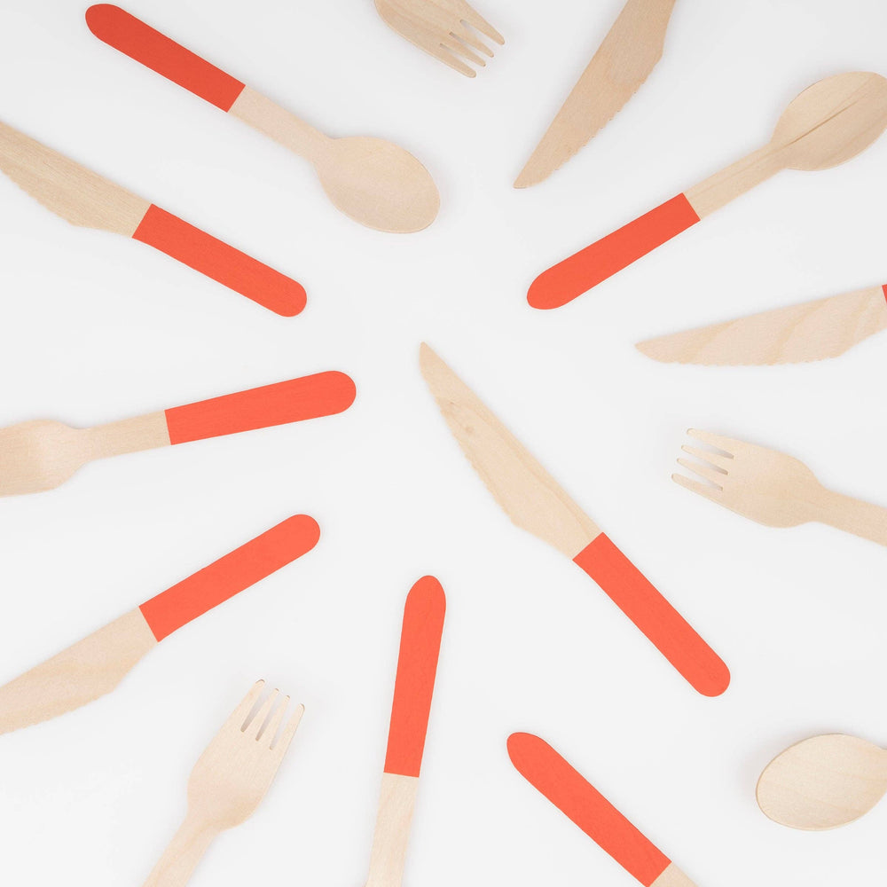 Tomato Red Wooden Cutlery Set Meri Meri Tomato Red Wooden Cutlery Set Bonjour Fete - Party Supplies