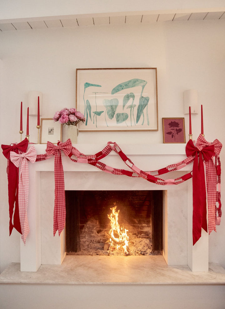 SOLID - Red Fabric Bow Heather Taylor Home simple SOLID - Red Fabric Bow Bonjour Fete - Party Supplies