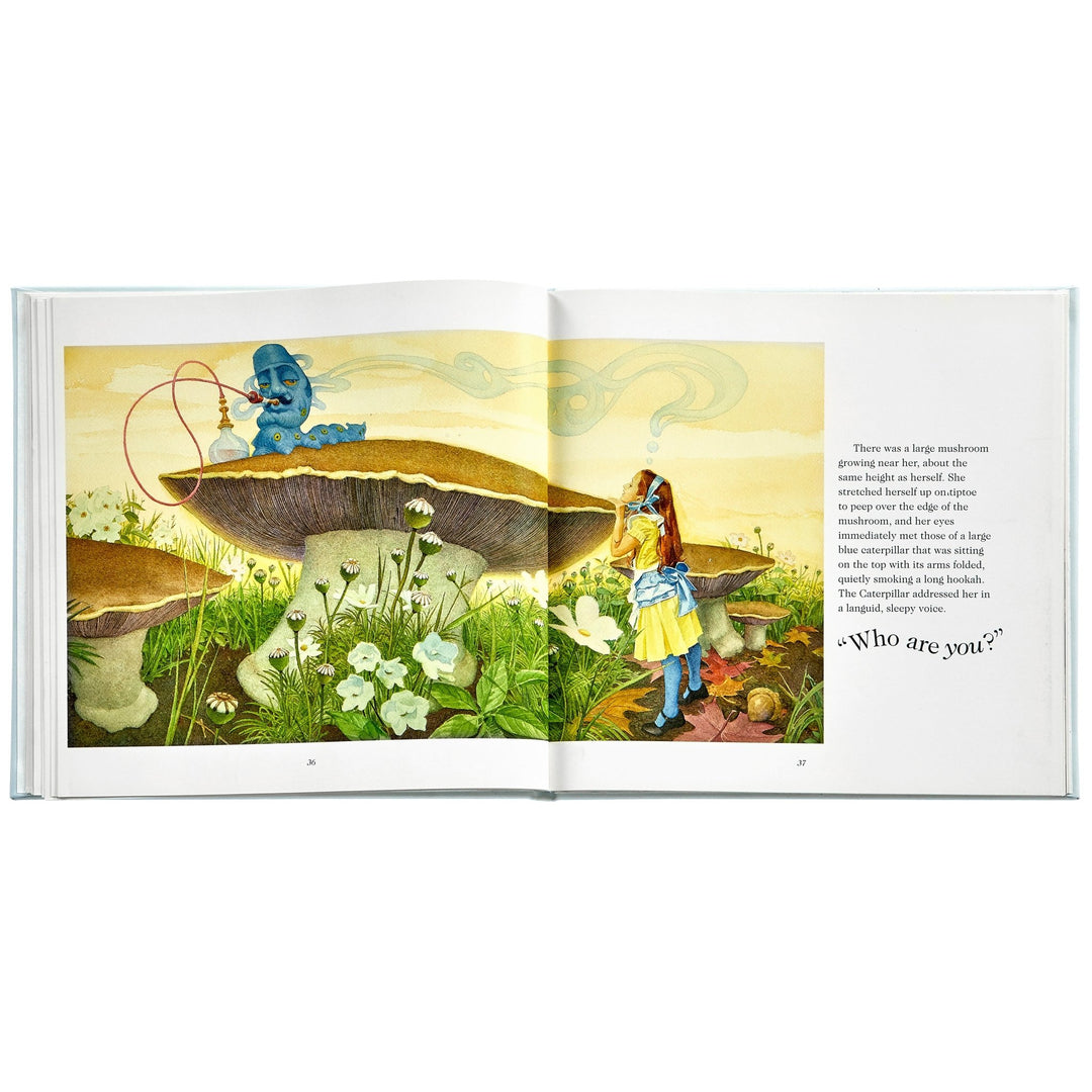 Alice's Adventures in Wonderland Graphic Image Books Alice's Adventures in Wonderland Bonjour Fete - Party Supplies