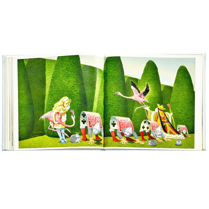 Alice's Adventures in Wonderland Graphic Image Books Alice's Adventures in Wonderland Bonjour Fete - Party Supplies