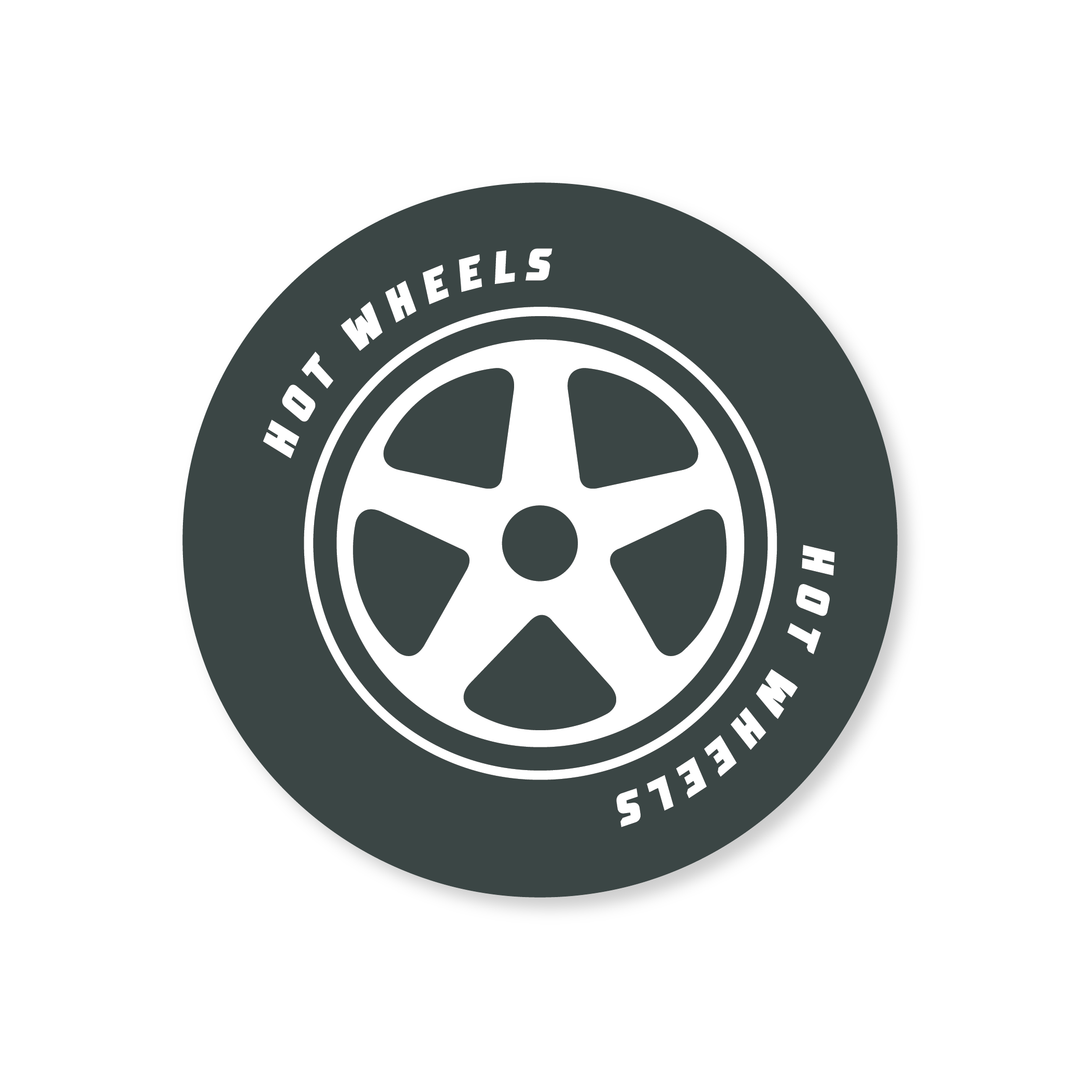 HOT WHEELS™ BLACK SMALL PLATES Bonjour Fete Plates HOT WHEELS™ BLACK SMALL PLATES Bonjour Fete - Party Supplies