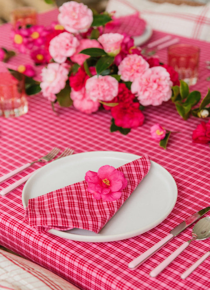 KATHERINE PLAID - Valentine Napkins Heather Taylor Home simple KATHERINE PLAID - Valentine Napkins Bonjour Fete - Party Supplies