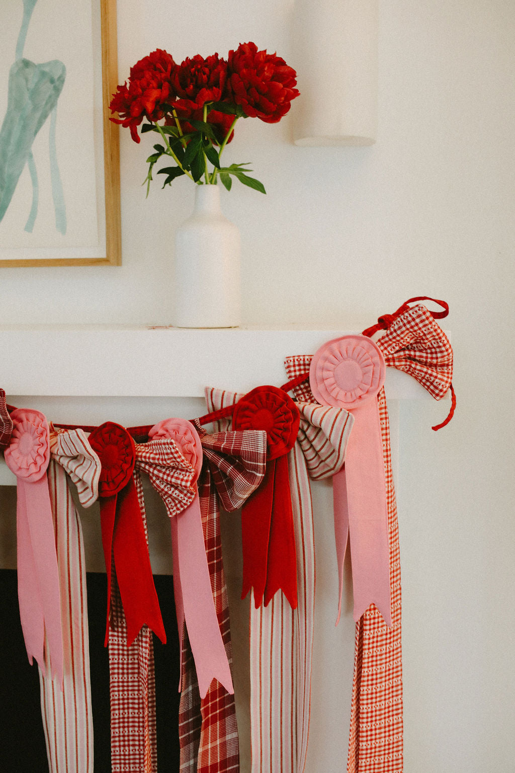 ROSEHILL PLAID - Fabric Bow Heather Taylor Home Decorations ROSEHILL PLAID - Fabric Bow Bonjour Fete - Party Supplies