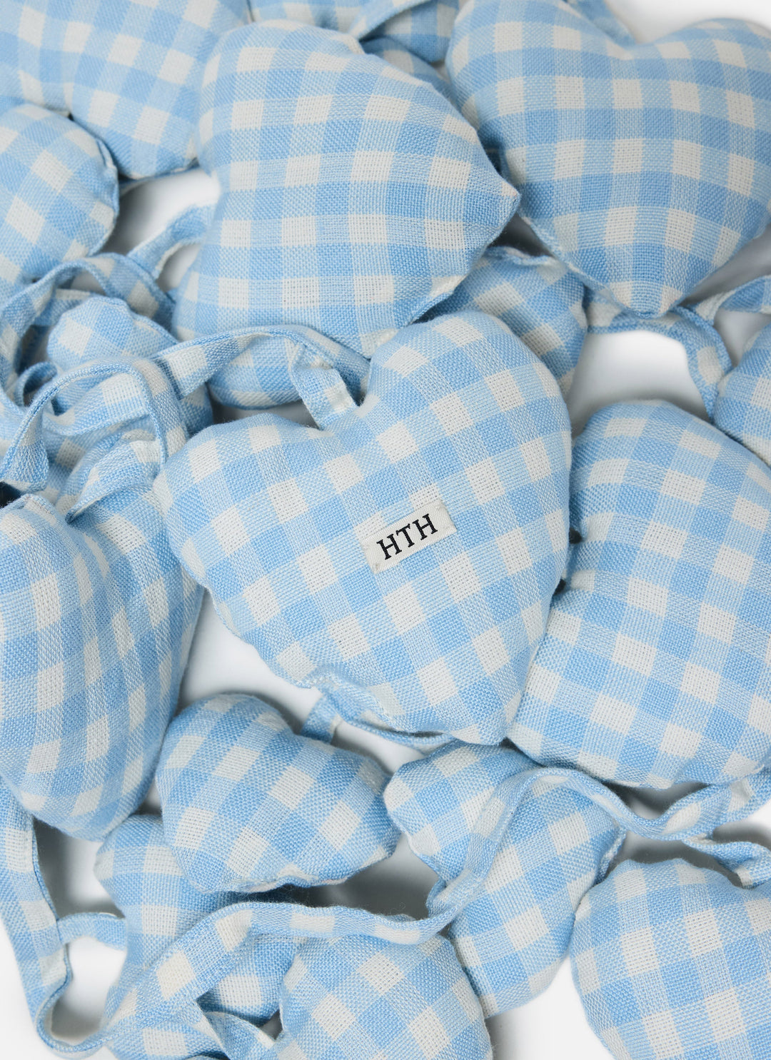 MINI GINGHAM - Baby Blue Hearts Garland Heather Taylor Home simple MINI GINGHAM - Baby Blue Hearts Garland Bonjour Fete - Party Supplies