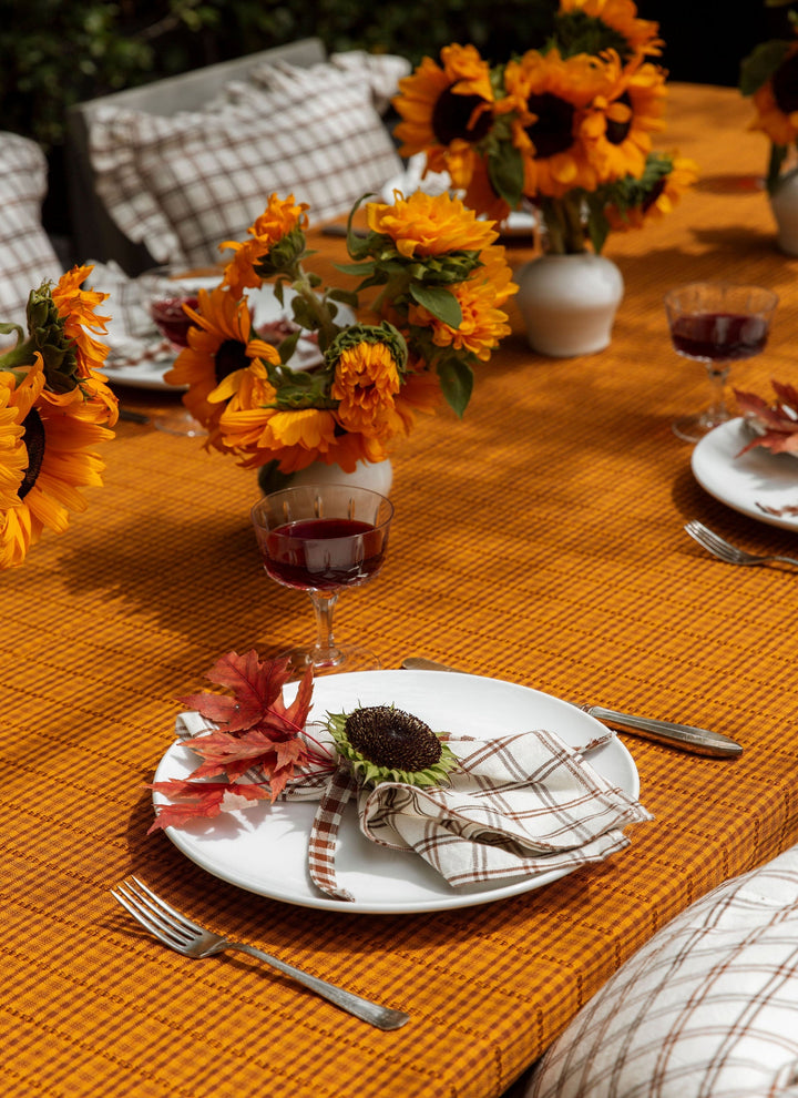 SOHO - Two Toned Amber Tablecloth Heather Taylor Home variable SOHO - Two Toned Amber Tablecloth Bonjour Fete - Party Supplies