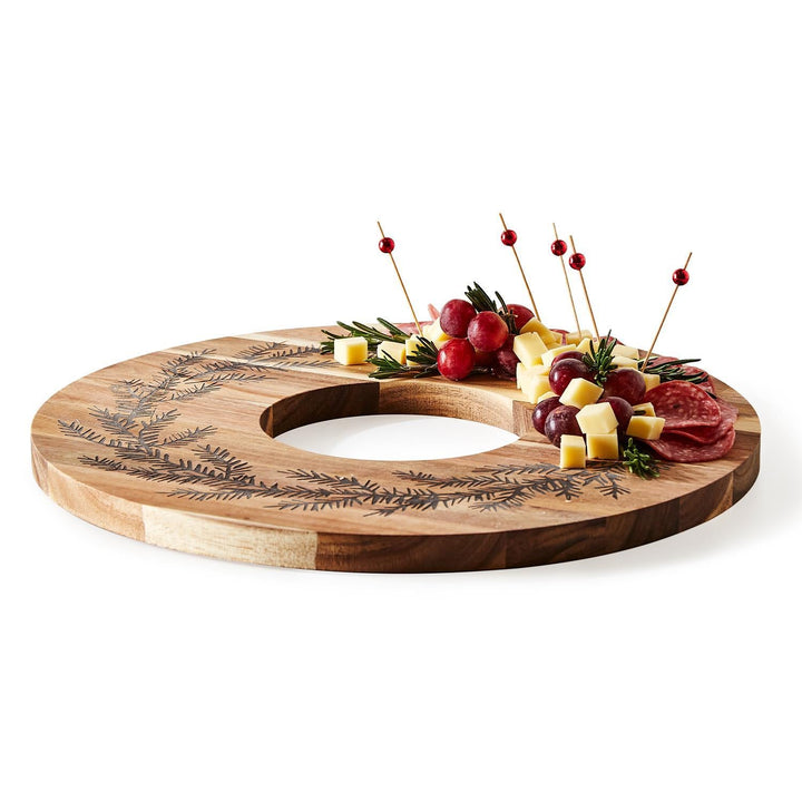 HOLIDAY WREATH CHARCUTERIE BOARD Two's Company Bonjour Fete - Party Supplies