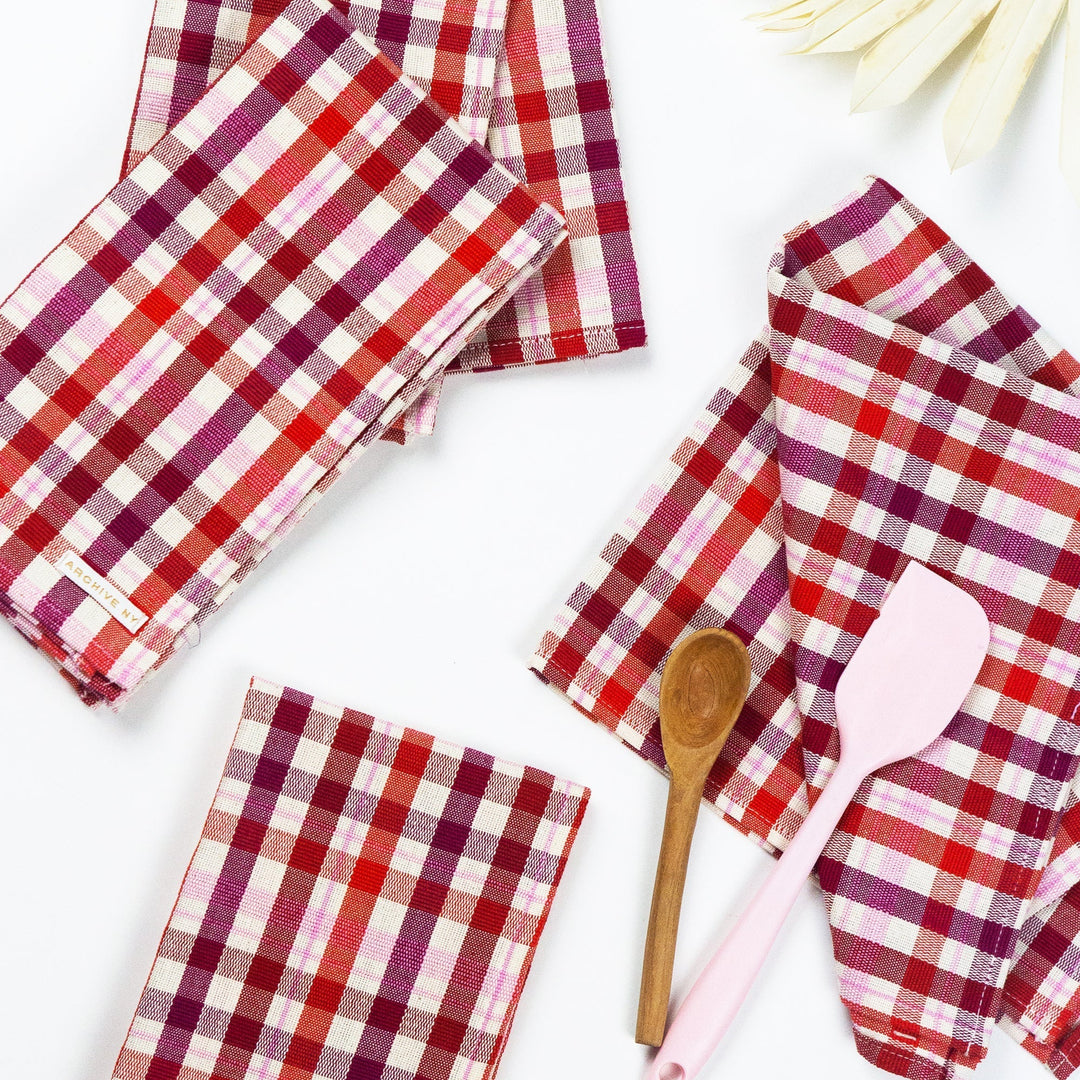 Noel Plaid Dinner Napkin Set Archive New York Kitchen Noel Plaid Dinner Napkin Set Bonjour Fete - Party Supplies