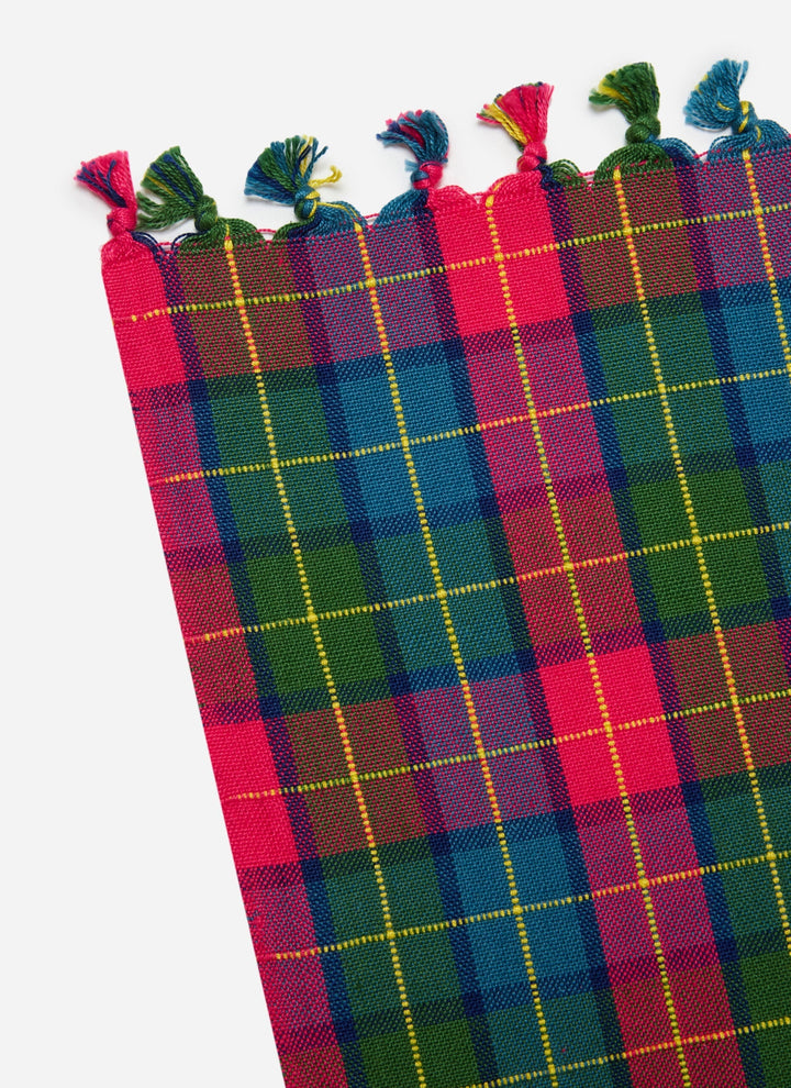 HOLLY PLAID - Multi Tablecloth Heather Taylor Home variable HOLLY PLAID - Multi Tablecloth Bonjour Fete - Party Supplies
