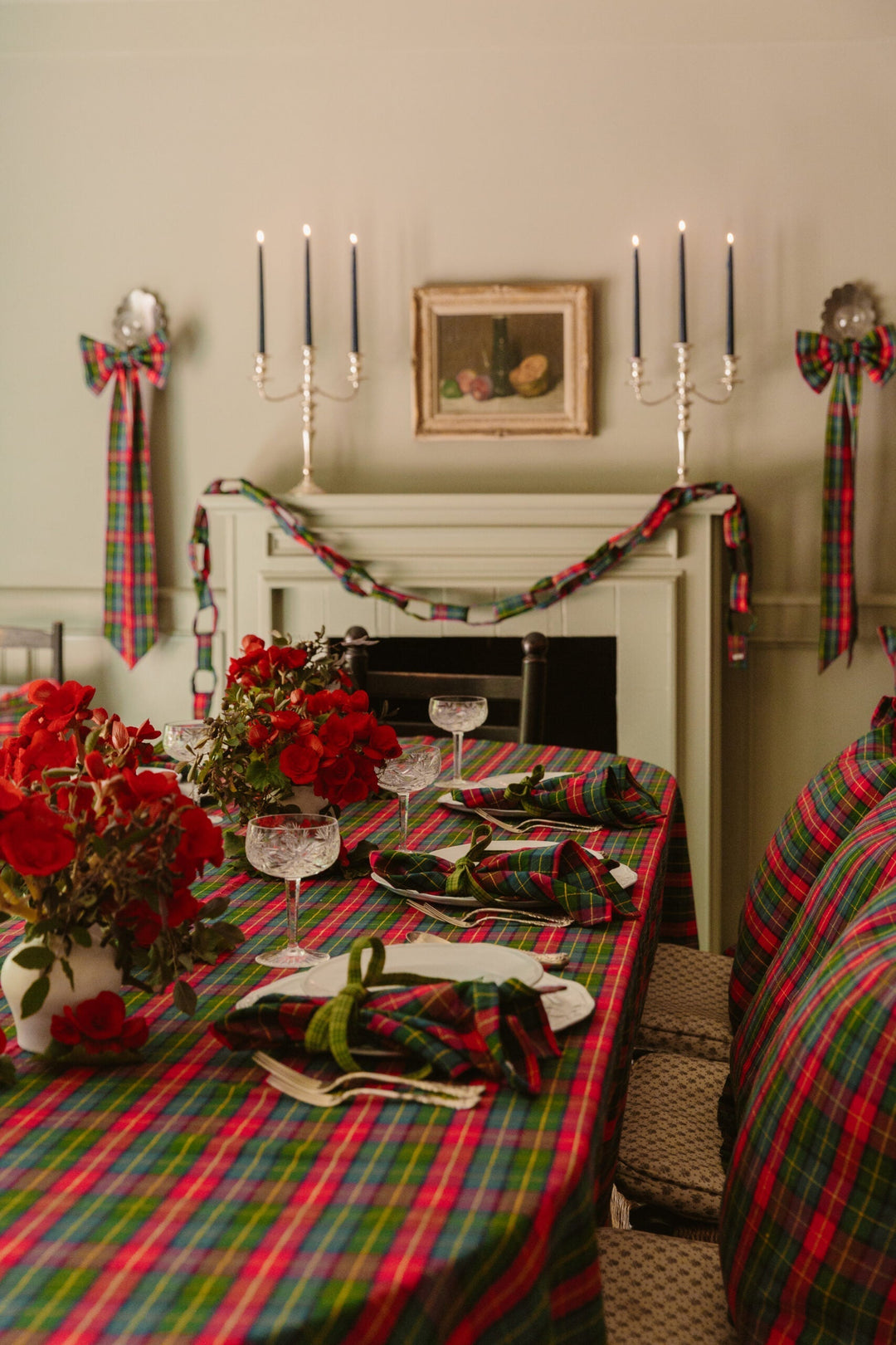 HOLLY PLAID - Multi Tablecloth Heather Taylor Home variable HOLLY PLAID - Multi Tablecloth Bonjour Fete - Party Supplies