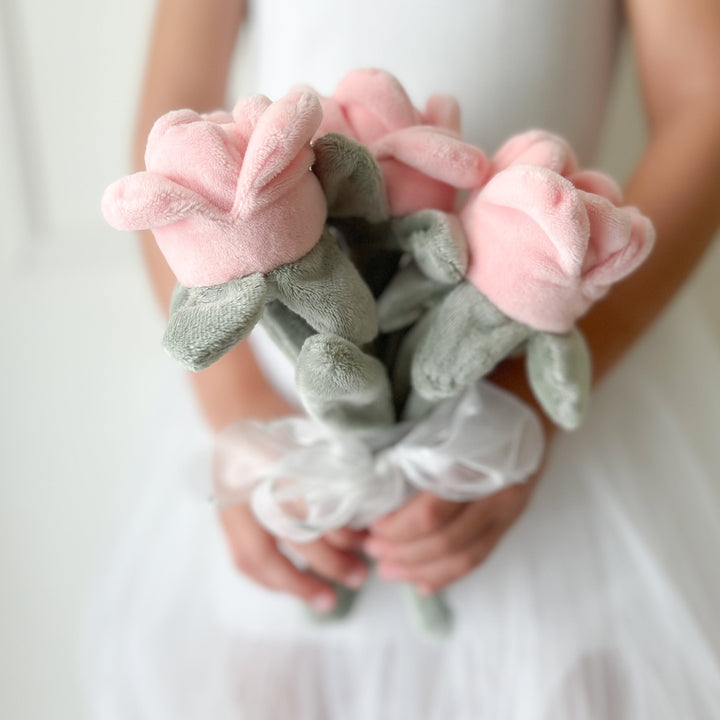 Plush Rose Bouquet in Soft Pink by Mon Ami