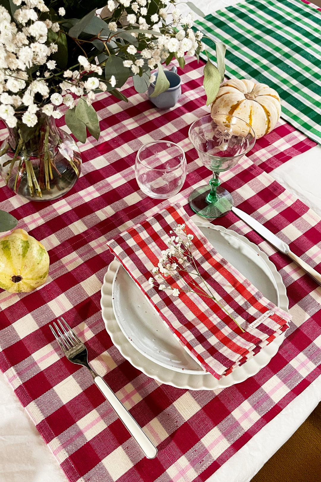 Noel Plaid Dinner Napkin Set Archive New York Kitchen Noel Plaid Dinner Napkin Set Bonjour Fete - Party Supplies