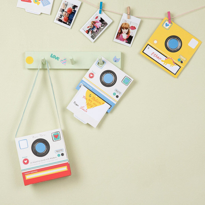 INSTANT CAMERA KIDS VALENTINE'S CARDS & STICKER SET Meri Meri Valentines Party Favors Bonjour Fete - Party Supplies