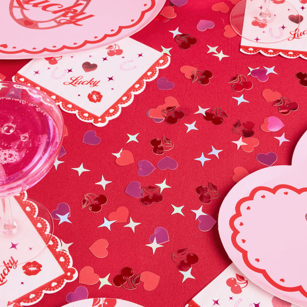 Lucky in Love Confetti - 200 pc foil confetti xo, Fetti confetti Lucky in Love Confetti - 200 pc foil confetti Bonjour Fete - Party Supplies