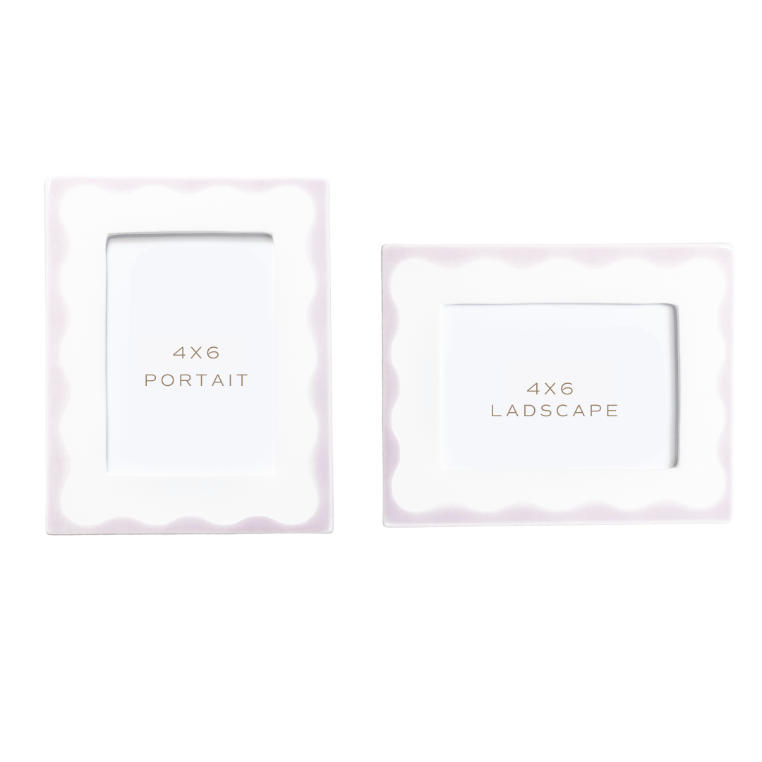 Customizable Scallop Picture Frame